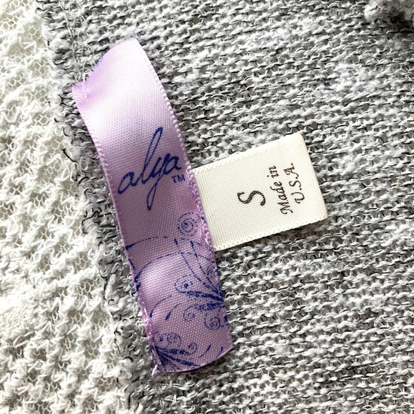 Francescas Collection Lace Detail Cardigan - Picture 4 of 6